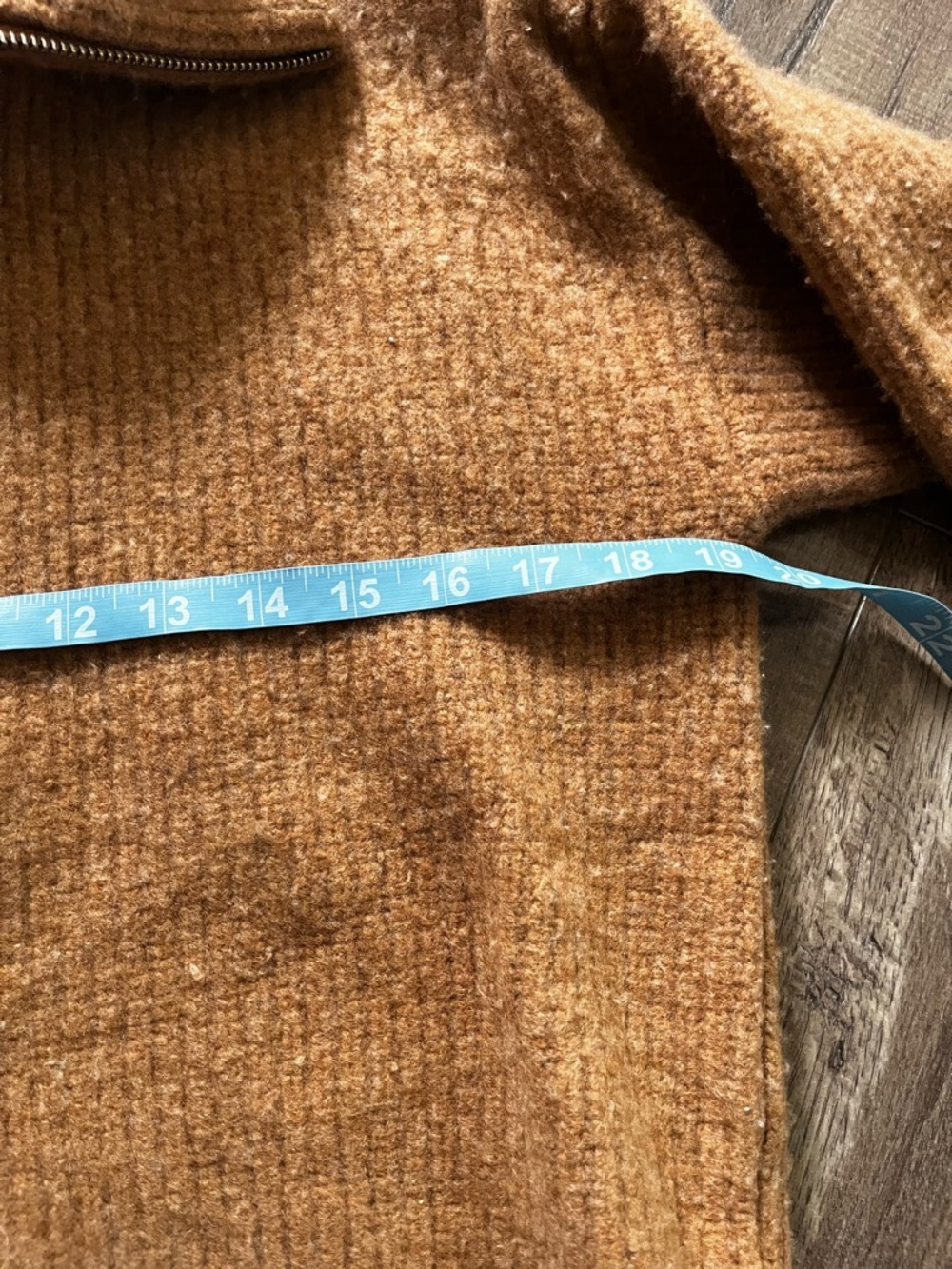 Everlane 100% wool sweater - Picture 3 of 5